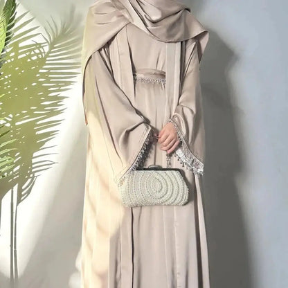 Abaya met Kralenmanchetten