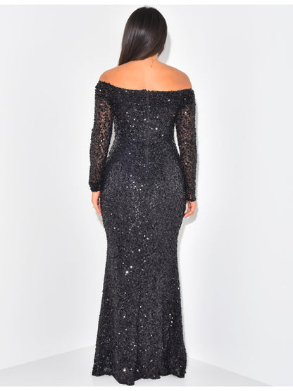 Robe longue col bateau à sequins brodés